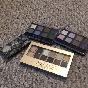 Assorted eyeshadow palettes